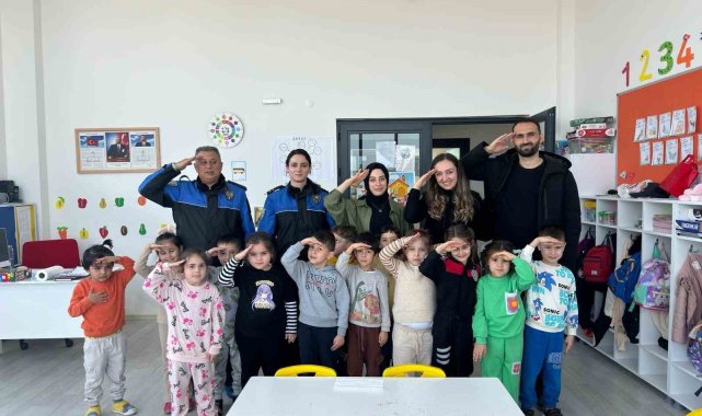 Samsun polisi vatandaşları bilgilendiriyor