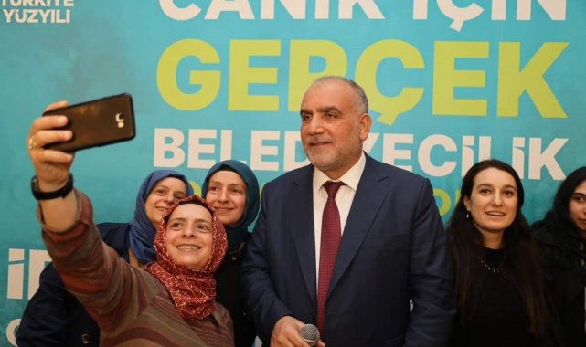 Sandıkçı: "İlçemizi daha ileriye taşıyacağımız yeni 5 yıla adım atacağız"