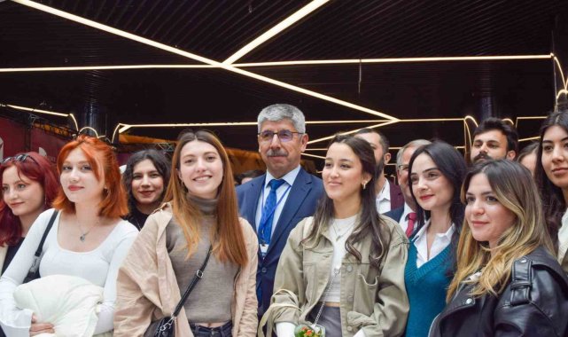 Sektör ve öğrenciler EGEKAF'ta buluştu