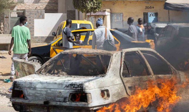 Senegal'deki seçim protestosunda 1 kişi hayatını kaybetti