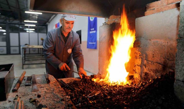 Şimdi TAREM'de ders zamanı