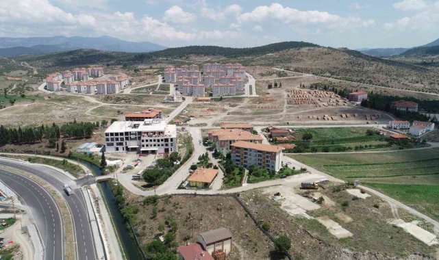 Sındırgı'da 240 aile ev sahibi olacak