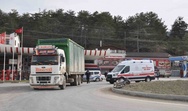 Yeni yapılan kavşakta ilk kaza: 1 yaralı