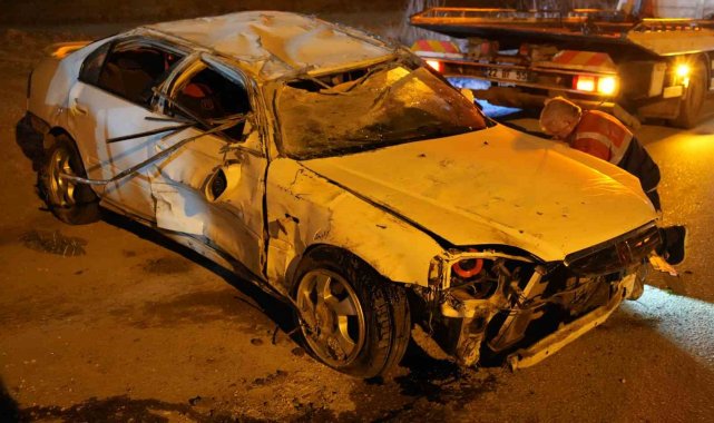 Alkolü sürücü takla attı: 2 yaralı