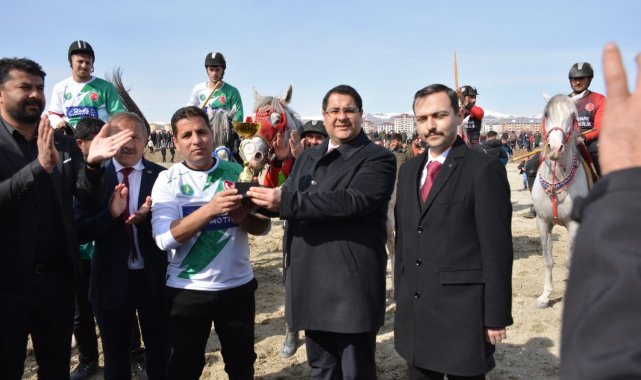 Aşkale'de ata sporuna yoğun ilgi