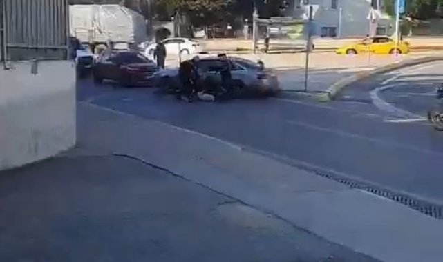 Ataşehir'de polisin "dur" ihtarına uymayan sürücü gözaltına alındı