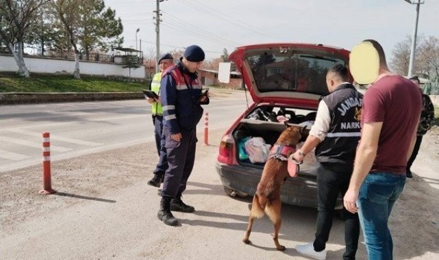 Ateşli silahlar ve bıçaklarla ilgili gerçekleştirilen çalışmada 7 şahıs yakalandı