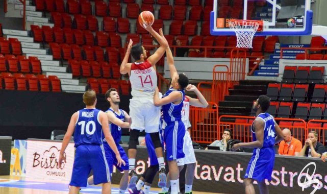 Basketbolun kalbi Denizli'de atacak