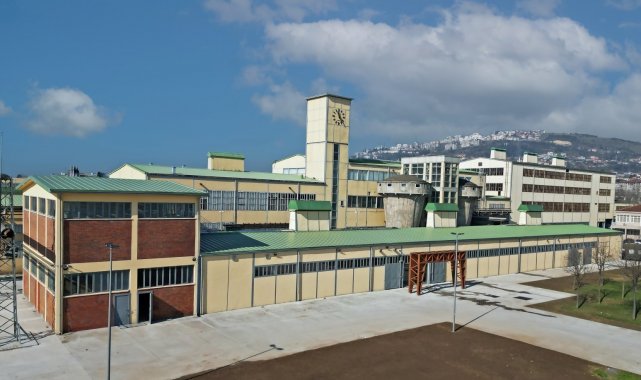 Geleceğin ünlü modacıları bu merkezde yetişecek