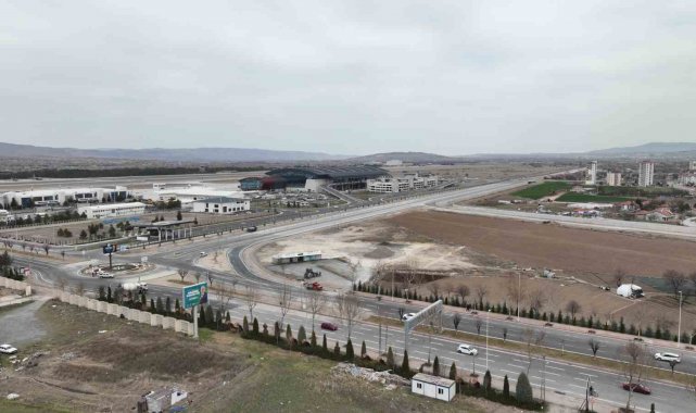 Havalimanı yeni terminal binası önüne 150 milyon TL'lik yeni yol