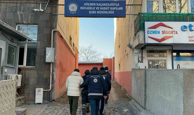 Kars'ta düzensiz göçmenler yakalandı
