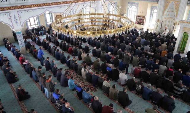 Kilis'te Cuma namazı sonrası Filistinliler için dua edildi