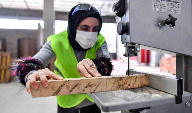 MERCEK'ten 'Mobilya İmalat ve Montaj Kursu'