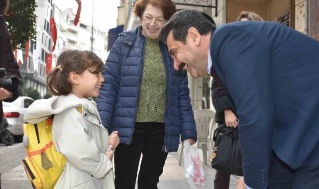Pamukkale Adayı Ertemur'dan 24 saat vardiyalı kreş sözü verdi