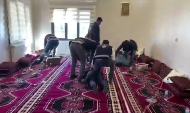 Şanlıurfa'da telefon dolandırıcılığı operasyonu: 5 tutuklama