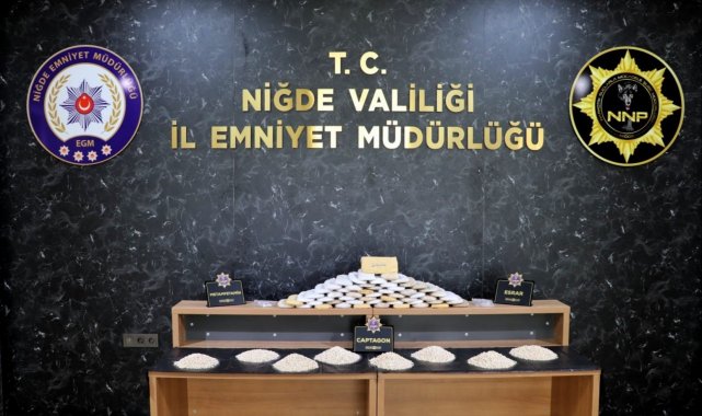 Ses sisteminden 2 buçuk milyon TL'lik uyuşturucu çıktı