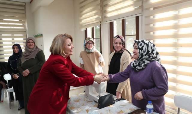 Üreten kadınların adresi: "İZMEK"