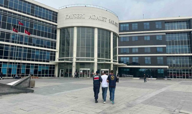 14 ayrı yakalanması olan suç makinesi jandarmadan kaçamadı
