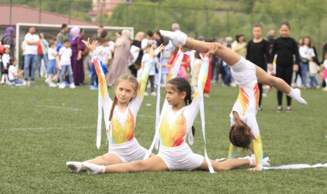 23 Nisan Ulusal Egemenlik ve Çocuk Bayramı Çaydeğirmeni'nde coşkuyla kutlandı