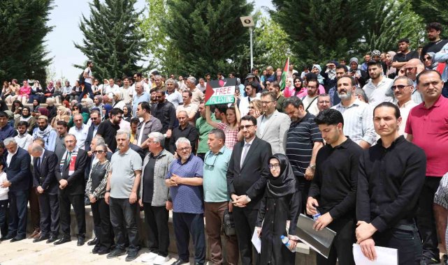 ABD'li öğrencilerin Gazze eylemlerine, Fırat Üniversitesinden 3 dilde destek