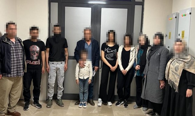 Afyonkarahisar'da 9 düzensiz göçmen yakalandı