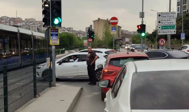 Alibeyköy'de tramvay arızası trafikte uzun kuyruk oluşturdu