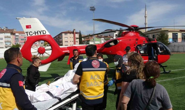 Ambulans helikopter nakil bekleyen koah hastası için havalandı
