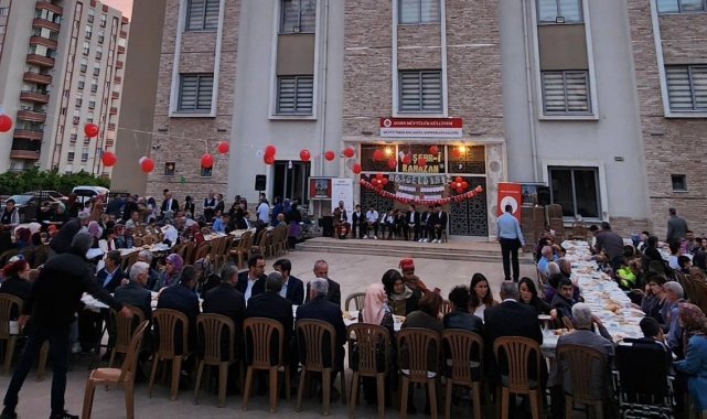 Aydın'da özel bireylere yönelik iftar programı düzenlendi