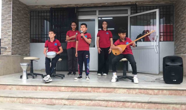 Aydınlı öğrenciler 'Yedi Bölge Yeni Name Projesiyle' 23 Nisan'ı kutlandı