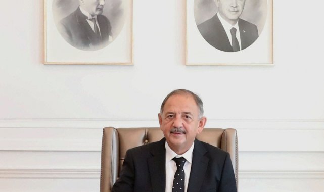 Bakan Özhaseki: "Elimiz, gözümüz, gönlümüz deprem bölgesinde"