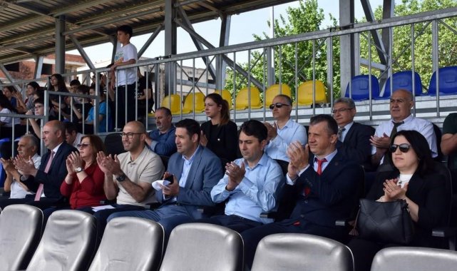 Başkan Zencirci'den sporculara destek