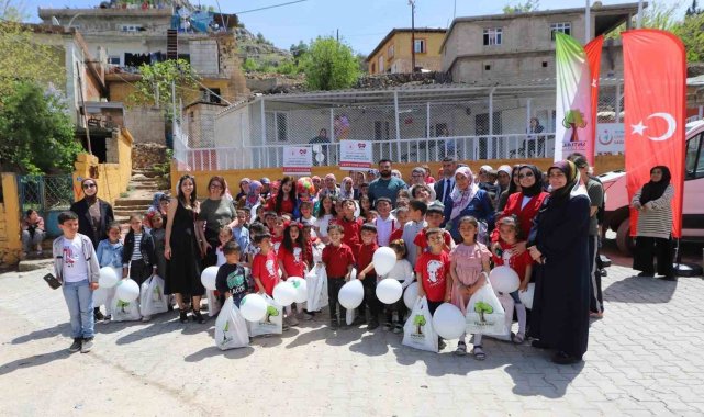 Bayramın coşkusu, Şehitkamil'in en ücra noktasına kadar taşındı