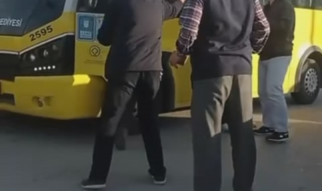 Bursa'da yumruklu yol kavgası kamerada