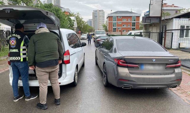 D100 Karayolunda makas atarak trafik akışını tehlikeye düşüren şahıslar yakalandı
