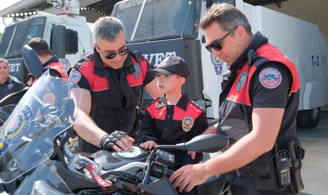 Denizli Emniyeti özel çocuklarla buluştu