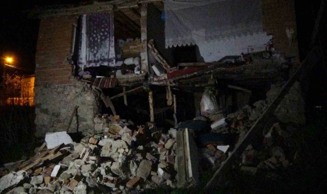 Depremden etkilenen Yozgat'ta 200'ün üzerinde ev ve ahırda hasar oluştu
