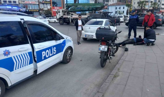 Devrilen motosikletin sürücüsü yaralandı