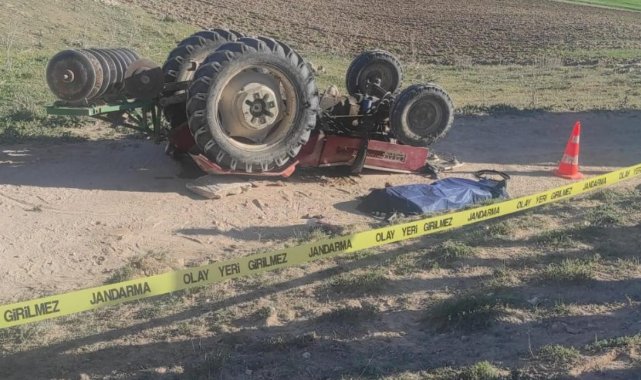 Devrilen traktörün altına kalan şahıs hayatını kaybetti