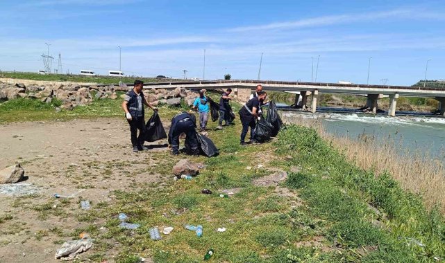Dicle Nehri çevresi atıklardan temizlendi