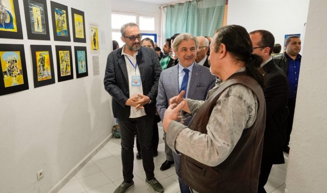 GAÜN'lü akademisyen Tunus'ta sergi açtı