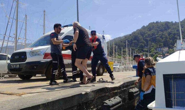 Gezi teknesinde yaralanan vatandaşa Sahil Güvenlik'ten tıbbi tahliye