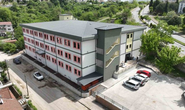 Gölcük'teki atıl iş merkezi eğitim yuvası oldu