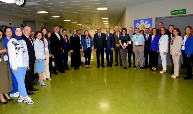 Hasta ve sağlık çalışanları arasında iletişim kuvvetlenecek