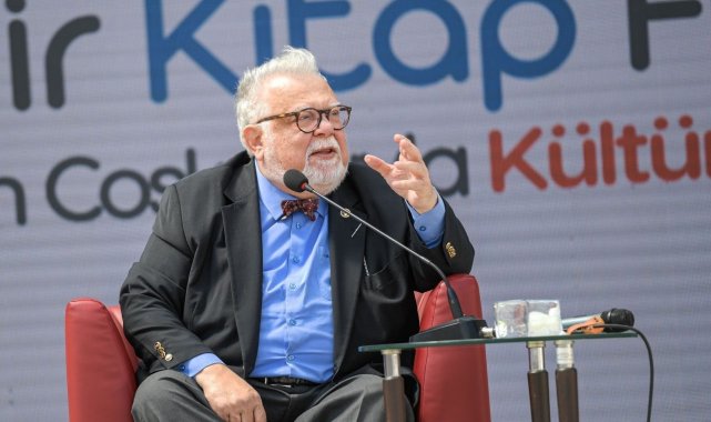 İzmirliler İZKİTAP Fest'e akın etti