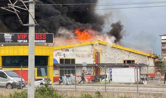 İzmit'te büyük yangın