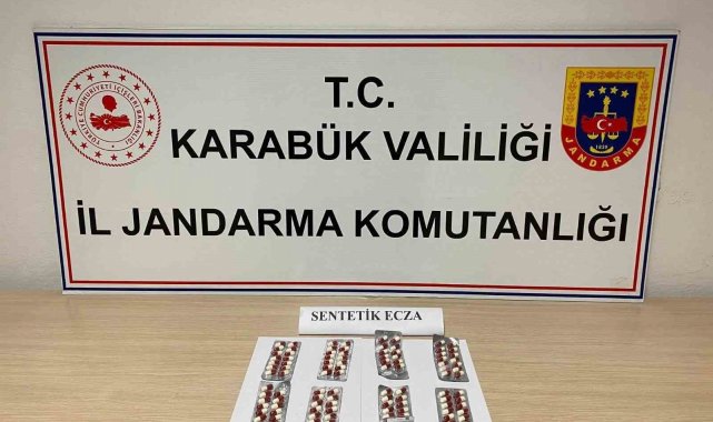 Jandarma 109 adet hap ele geçirdi