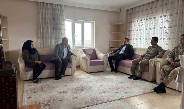 Jandarmadan şehit yakınları ve gazilere bayram ziyareti