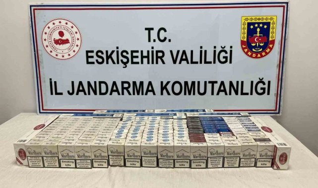 Kaçak sigara satan 2 şüpheli yakalandı