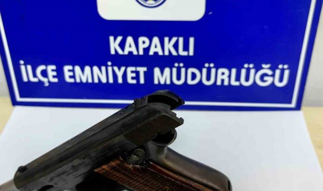 Kapaklı'da şüphelenilen şahsın üzerinde tabanca ele geçirildi