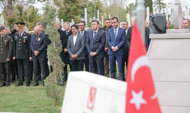 Karaman'da şehitlik ziyareti